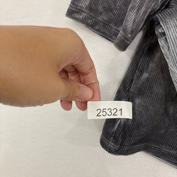 Vintage NWT Express Medium Gray Velvet Stretch Wrap Tie Back Fitted Top Y2K - Picture 10 of 10